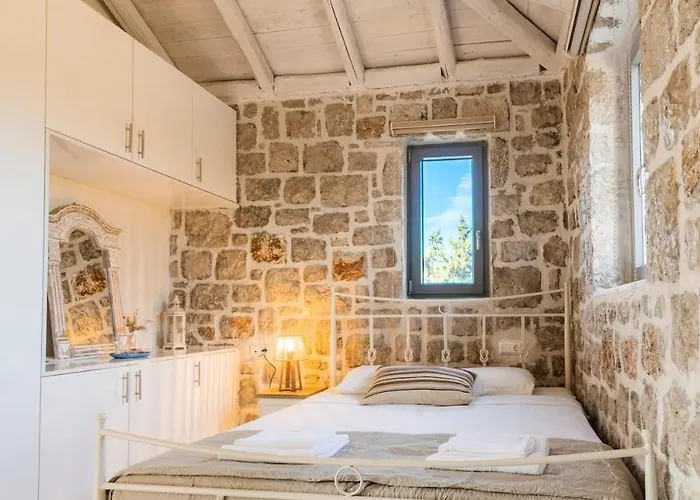 Kastro - Country Tatil Evi *